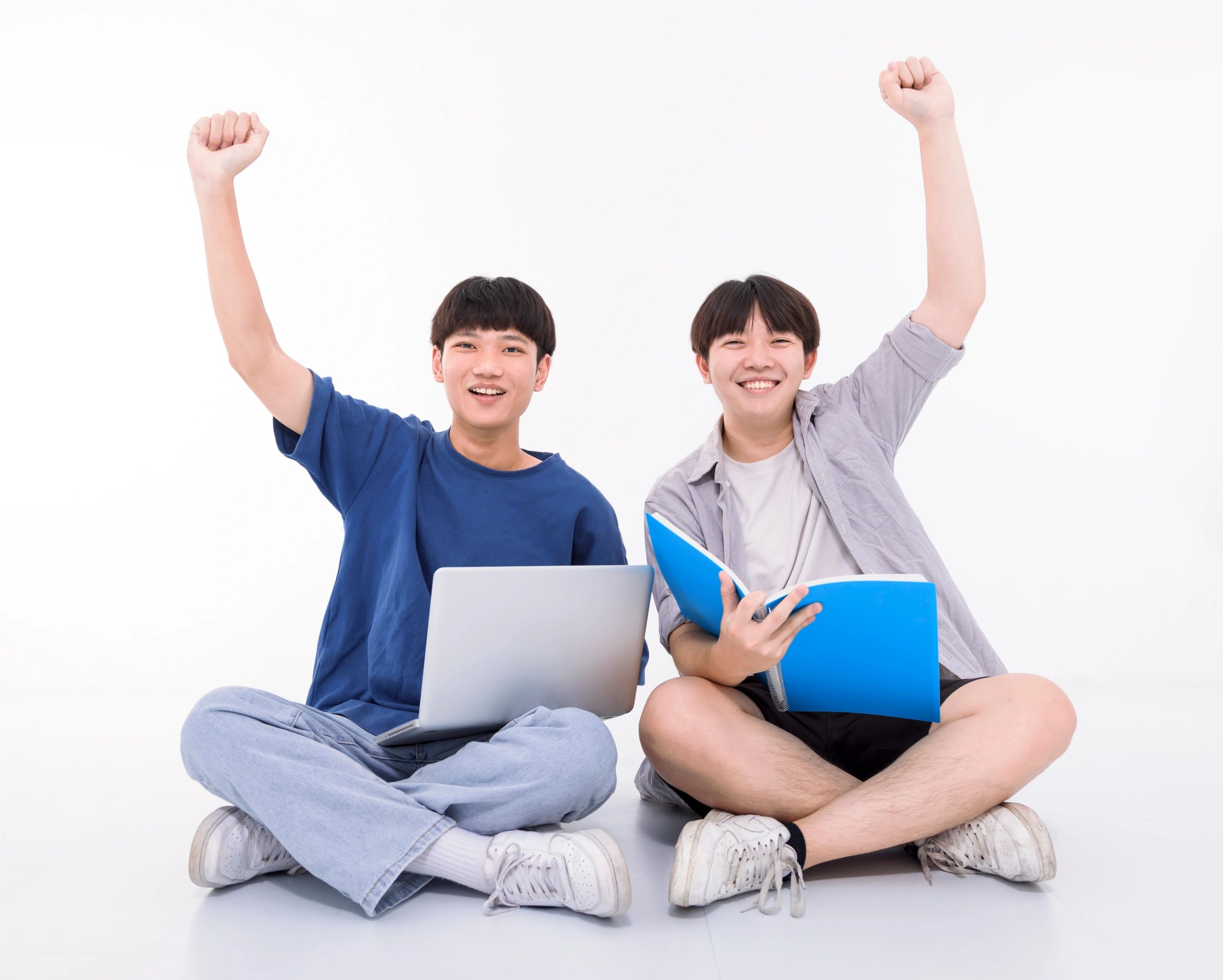 online learning achievement happy students